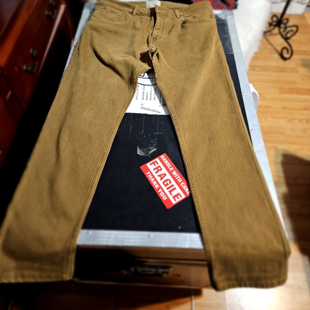 Teleria jeans